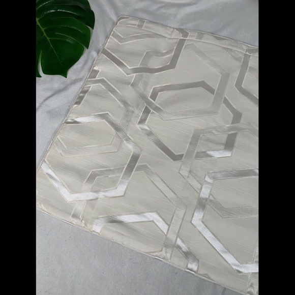 NWD Hotel Collection Verve (1)‎ Standard Sham Pillow Case - Picture 7 of 12